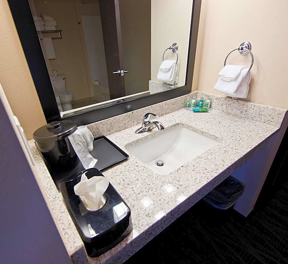 Cobblestone Inn & Suites - Boone