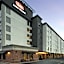 Aiden by Best Western Newark Airport