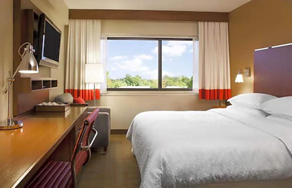 Four Points by Sheraton Edmunston Hotel & Conference Center