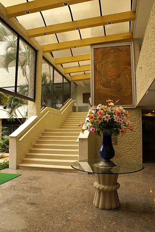 Hotel Los Aluxes