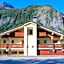 Shatush Hotel