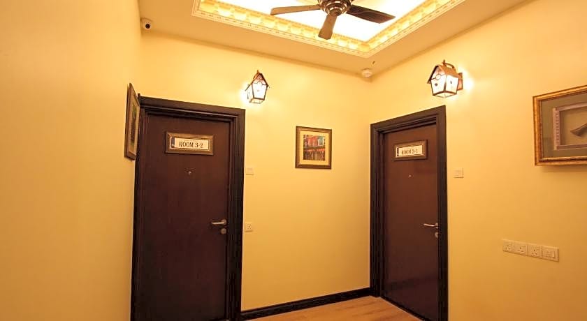 Shamrock Guest House ll