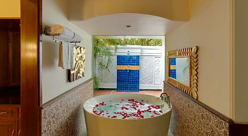 Mayfair Lagoon Hotel