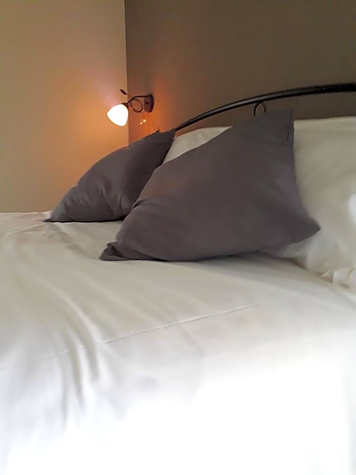 Al biancospino- Camere- Ristorante