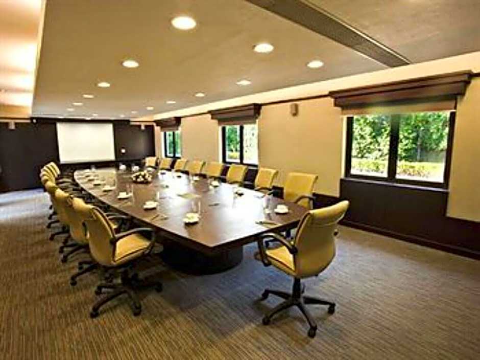 Lemon Tree Hotel Tarudhan Valley