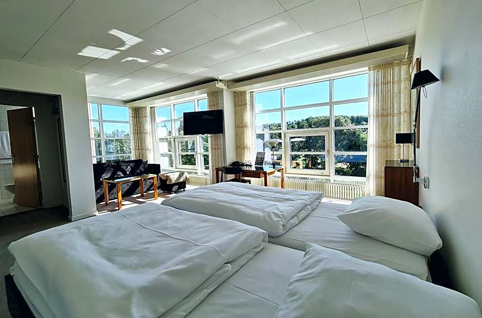 Photo 1 of 4 of Junior Suite