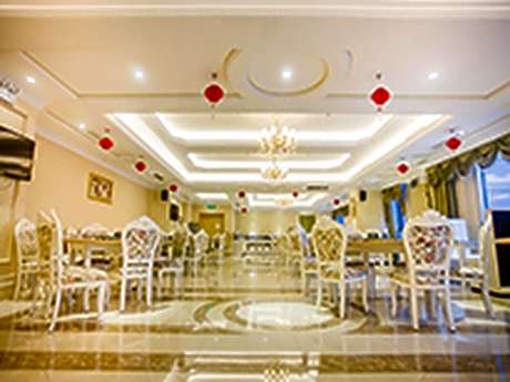 Vienna Hotel Xuzhou Pengcheng Square Metro Station