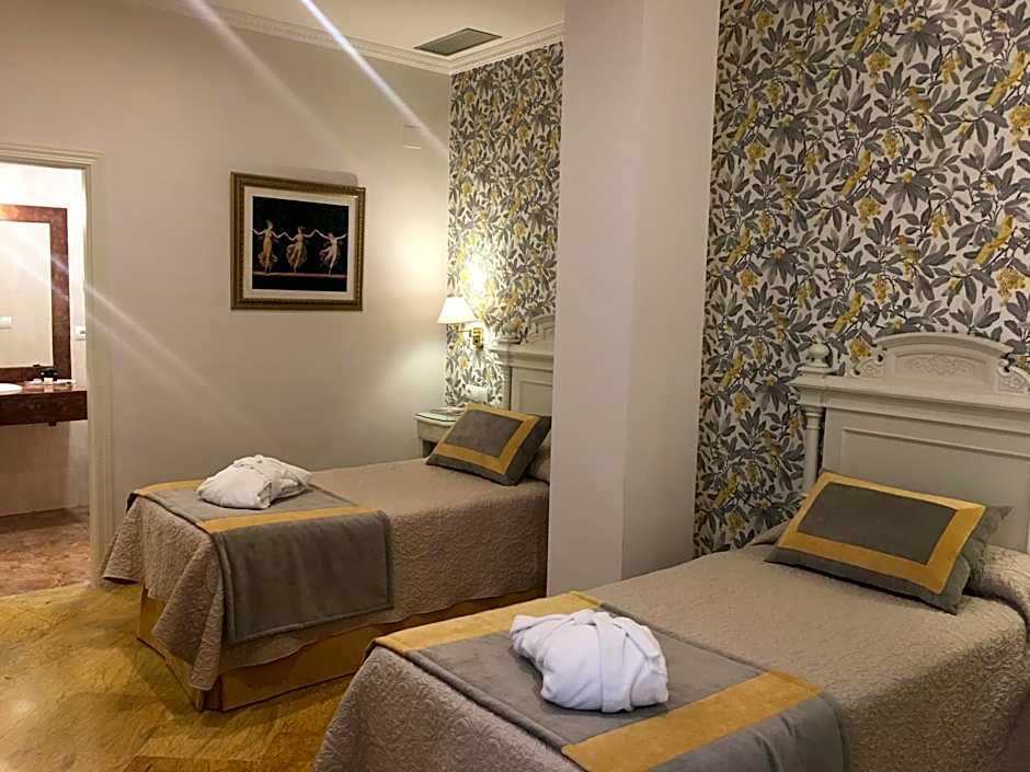 Adriano Boutique Sevilla