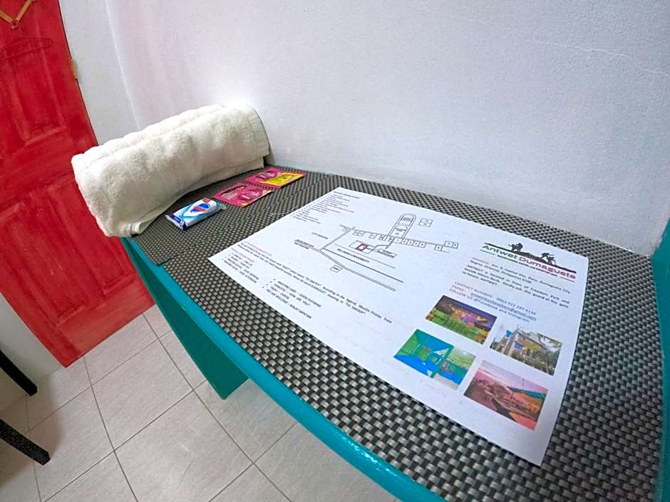 Antwet Backpacker's Inn & Rooftop Bar