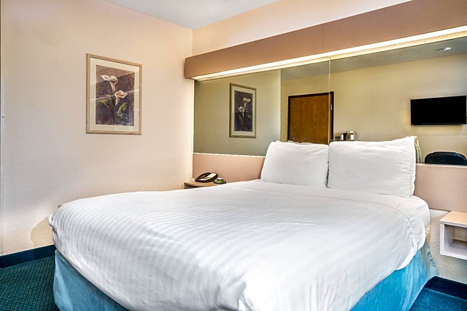 Microtel Inn & Suites Tomah