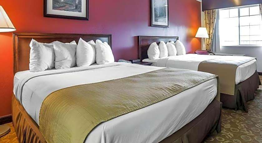 Quality Inn & Suites Minden
