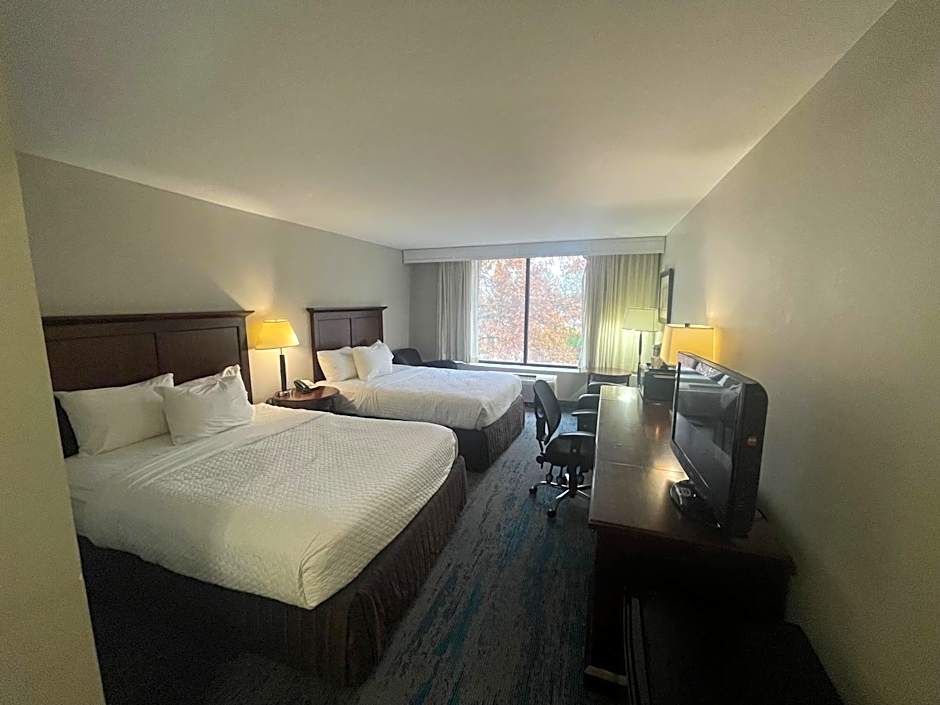 Ramada by Wyndham Cleveland Independence