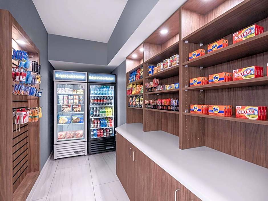 La Quinta by Wyndham Chelsea Birmingham