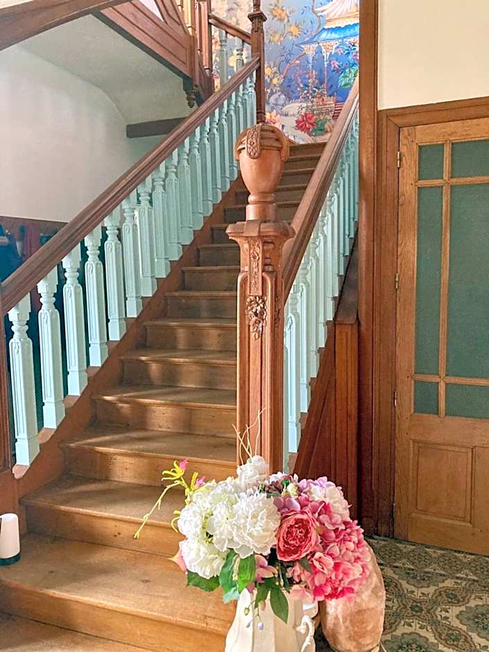 La Villa des Roses Gîte Chambres d'hôtes Piscine chauffée