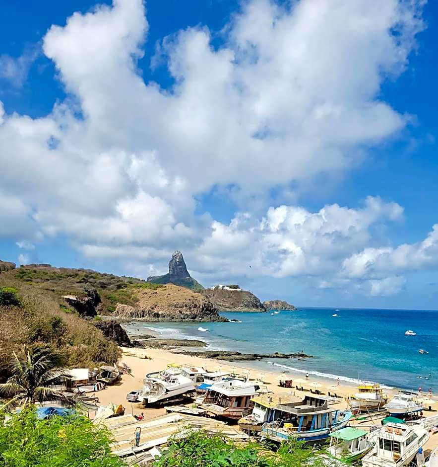 Batera House Noronha – Fernando de Noronha Island, WI