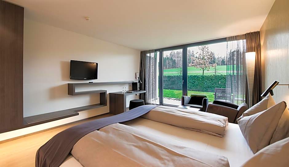 Small Luxury Hotel Wellnesshotel Golfpanorama