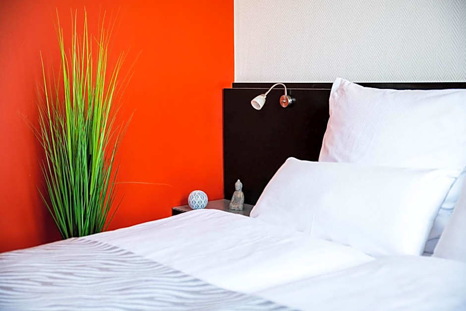 Hotel Villa-Bassermann, stilvoll, 2 Min zum Schloss, schnelles WLAN & Parkplatz