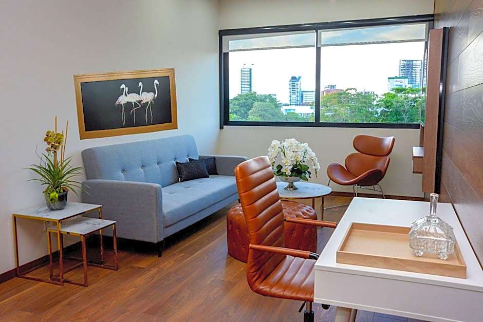 TRYP by Wyndham Santa Cruz