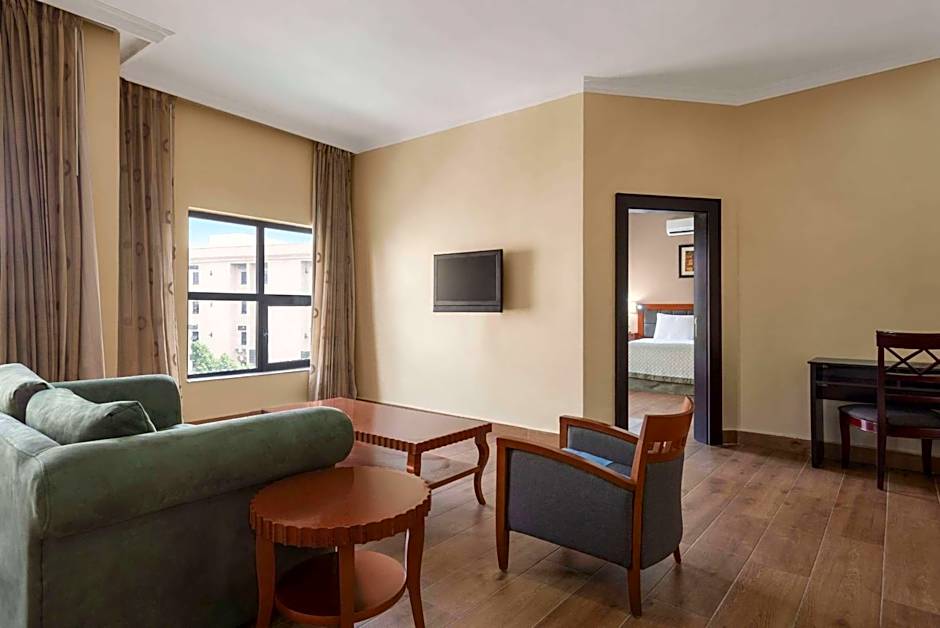 Hawthorn Suites By Wyndham Abuja