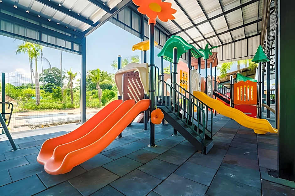 Rawayana West Villas & Kids Park