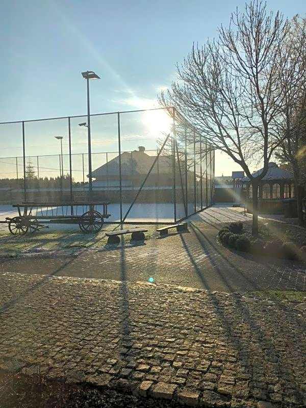 Dom Wypoczynkowy "Pod Strzechą" w Giewartowie