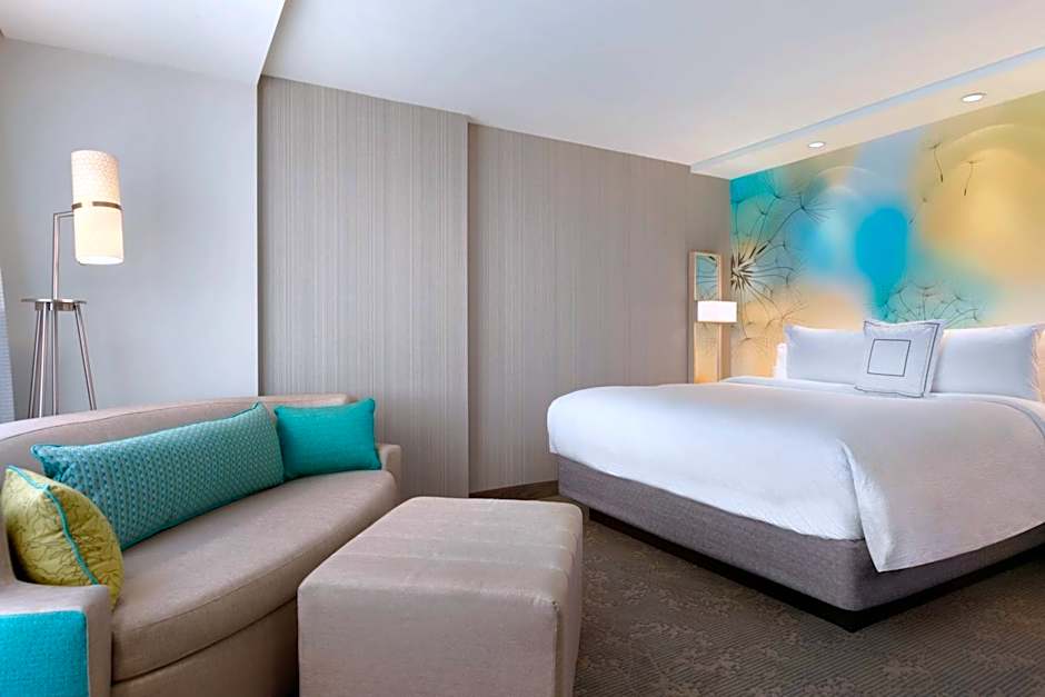 Courtyard by Marriott Toronto Mississauga/West