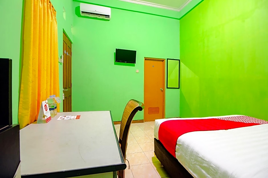 OYO 1593 Pondok Garini Syariah