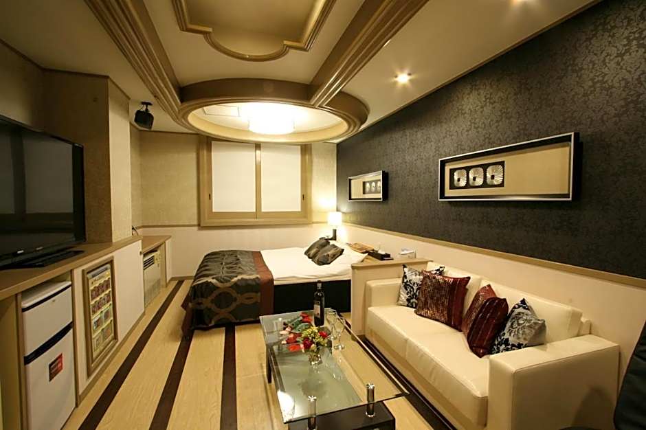 Restay Kokura - Adult Only