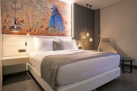 The Legacy Luxury Hotel, Algiers