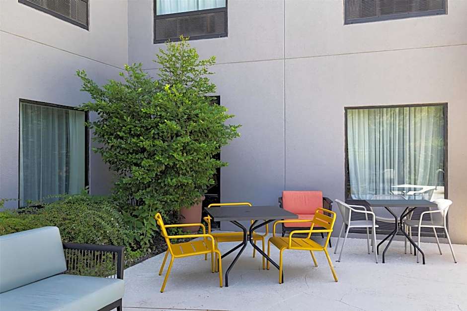 Hampton Inn & Suites Austin-Lakeway