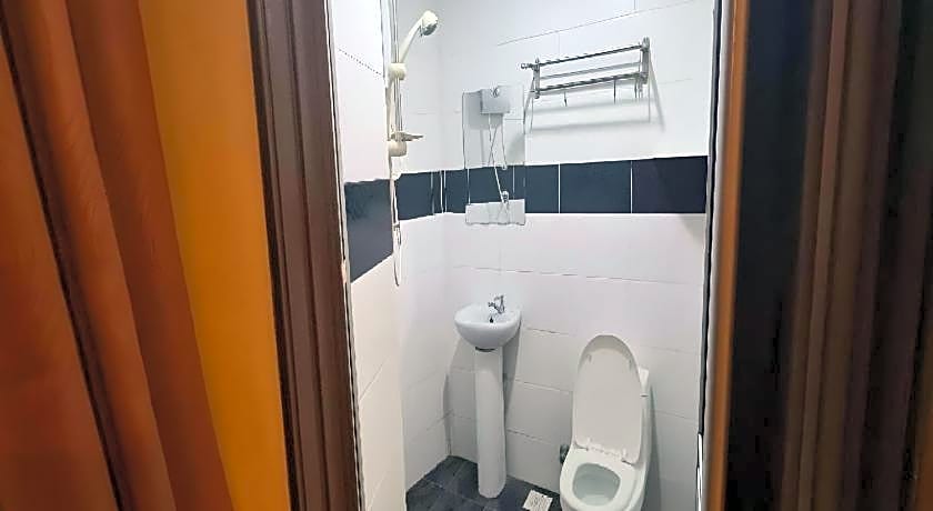 Hotel O The Space Inn