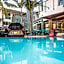 Beverly Grove Chic City Oasis 2 BR Apt with Den 138