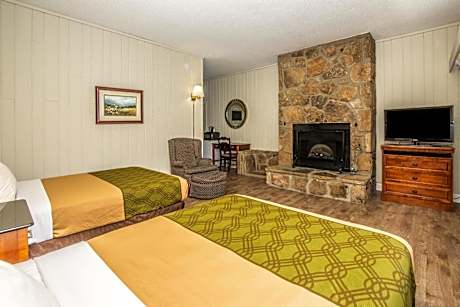 Deluxe Room with Two Double Beds