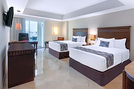 Double Room with Two Double Beds - Non-Smoking