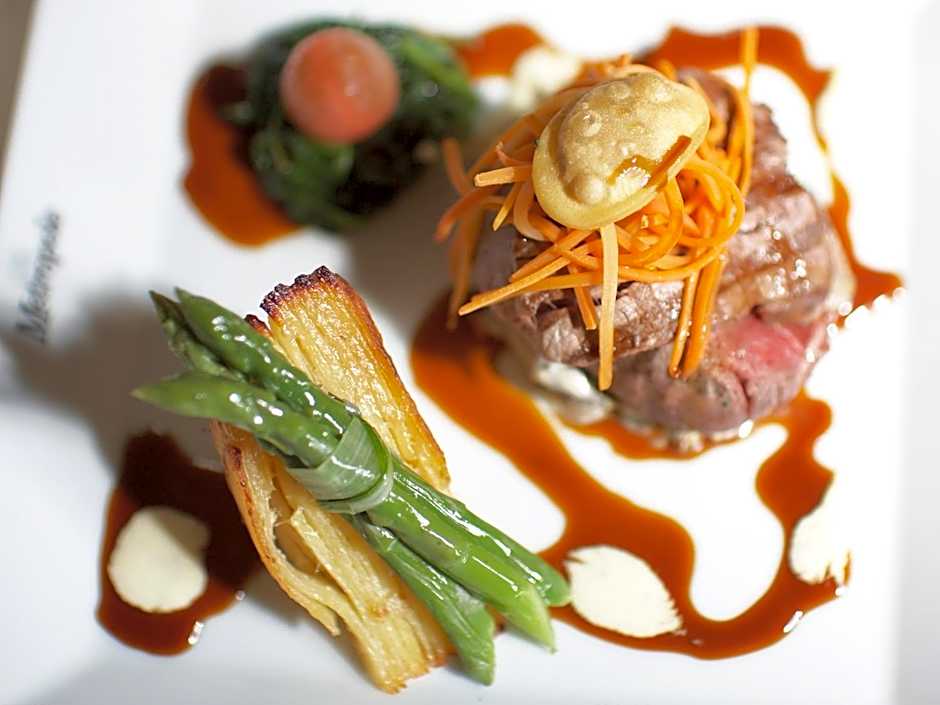 Metropole Hotel and Spa