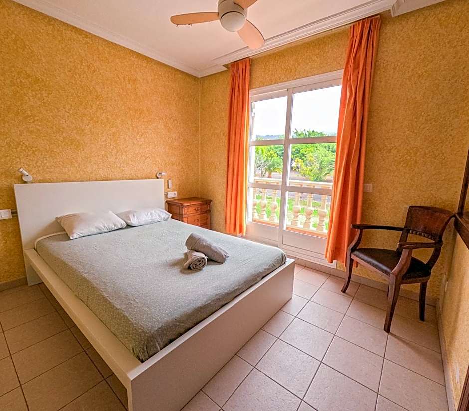Duque Nest Hostel