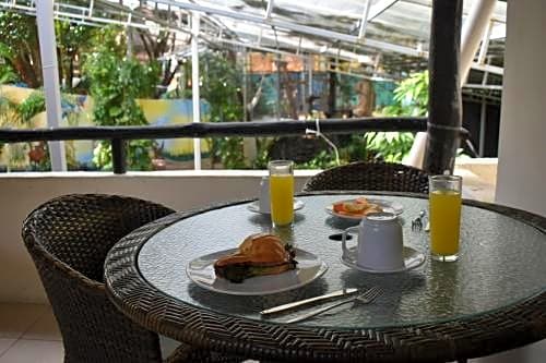 Hotel Kinkaa Playa del Carmen