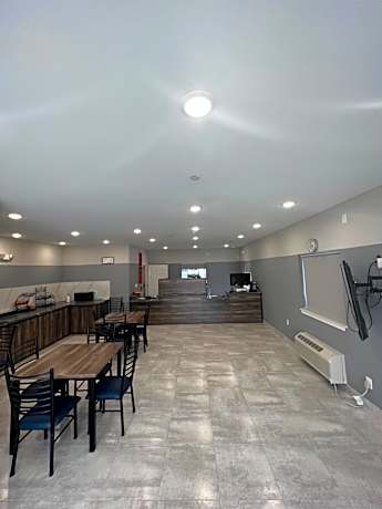 Captain Suites