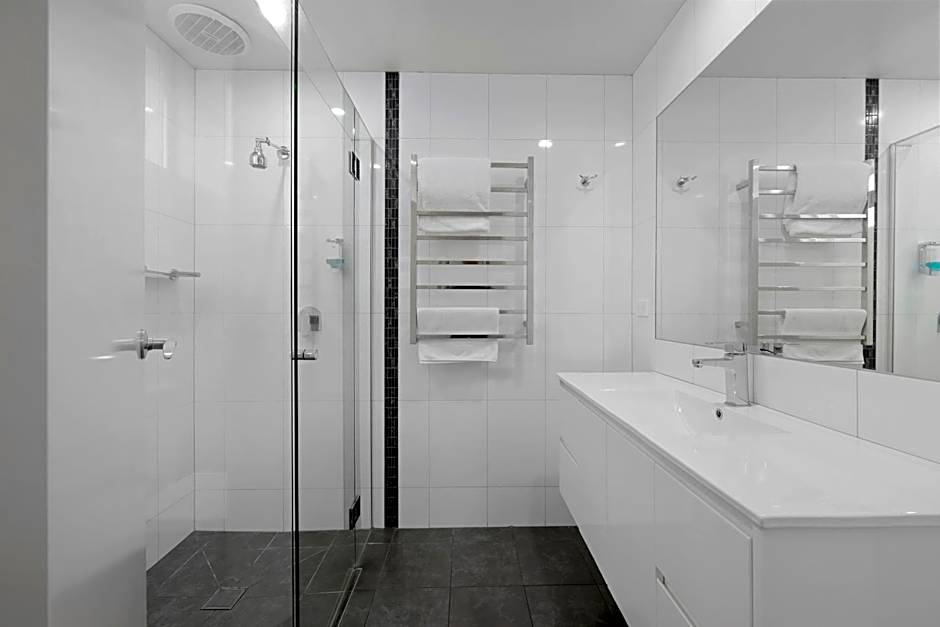 Hamilton Lonsdale Motel