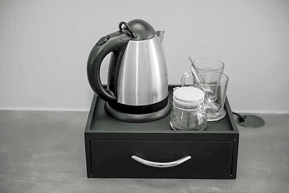 Elements Sunrise Bush Lodge