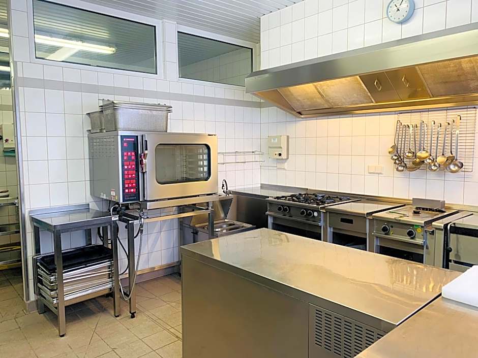 Haus Rosenbaum Gruppenhaus- Begegnungsstätte - Pension