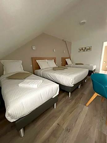 Comfort Triple Room