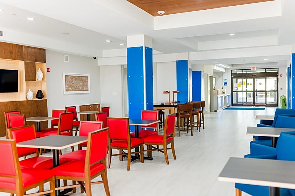Holiday Inn Express Hotel & Suites Greenville By IHG