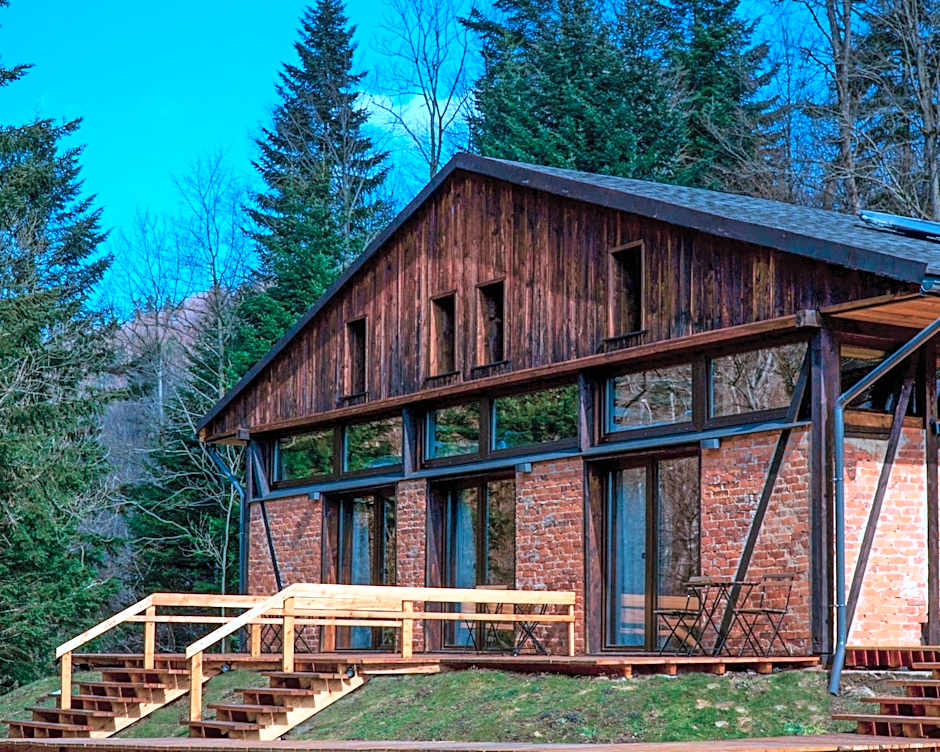 Novosiele Lifestyle Apartments - nad górską rzeką - Strefa relaksu sauna jacuzzi - Bieszczady
