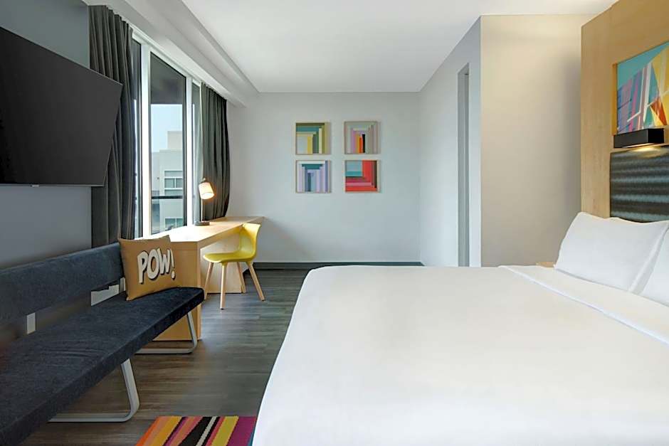 Aloft Oklahoma City Downtown - Bricktown