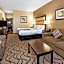 La Quinta Inn & Suites by Wyndham Auburn