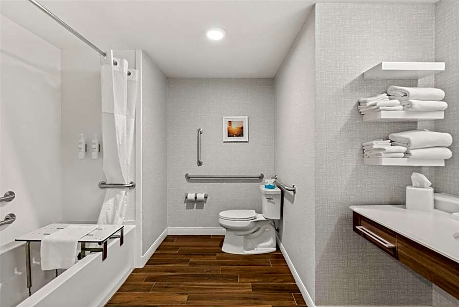 Hampton Inn By Hilton & Suites Fond du Lac