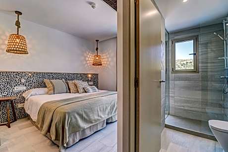 Double Room, Mountain View (1 Double Bed)