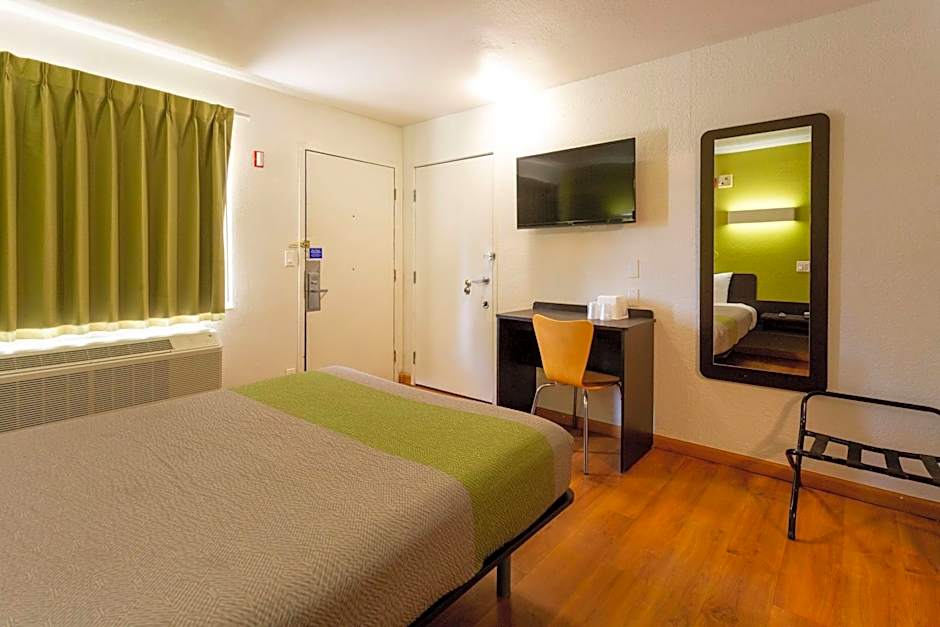 Motel 6-Camp Springs, DC - South Camp Springs