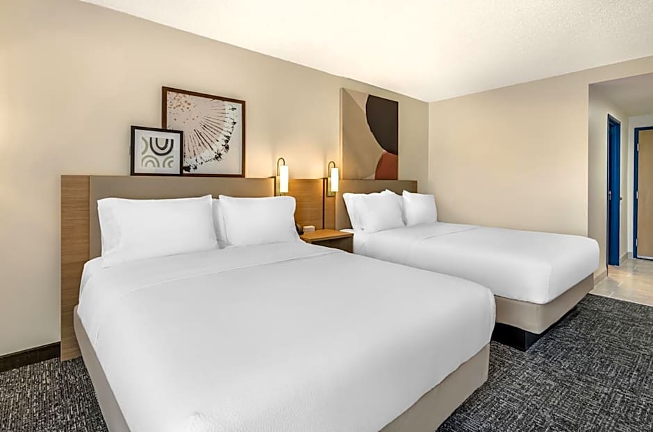 Spark by Hilton Seattle Airport